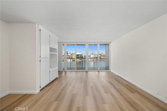 3965 Aladdin Drive, Huntington Beach, CA 92649