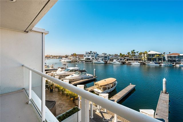 3965 Aladdin Drive, Huntington Beach, CA 92649