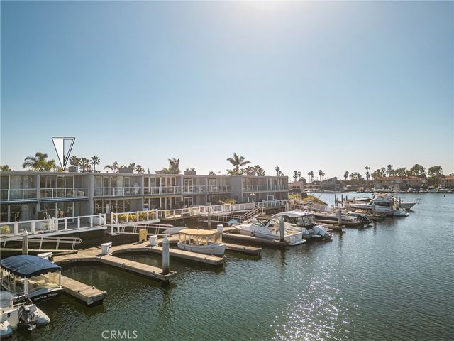 3965 Aladdin Drive, Huntington Beach, CA 92649