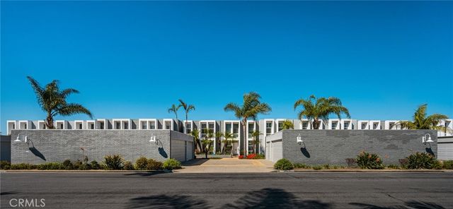 3965 Aladdin Drive, Huntington Beach, CA 92649