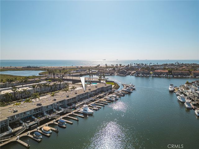 3965 Aladdin Drive, Huntington Beach, CA 92649