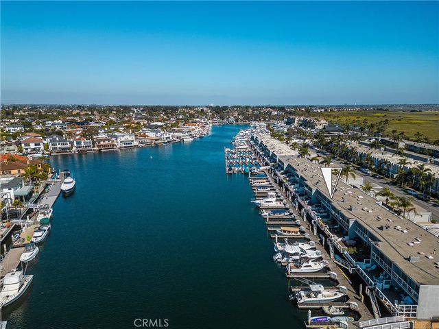 3965 Aladdin Drive, Huntington Beach, CA 92649