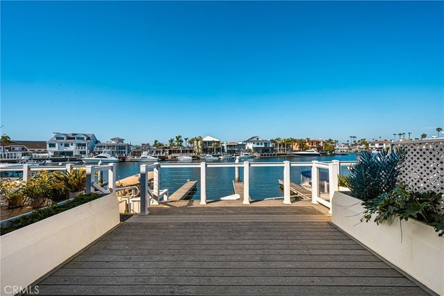 3965 Aladdin Drive, Huntington Beach, CA 92649