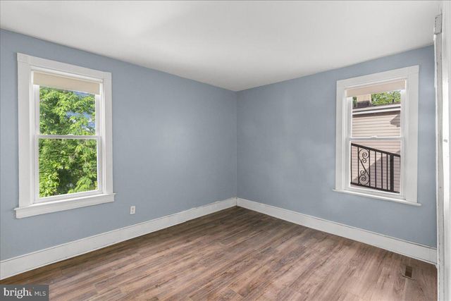 919 CARTERET AVE, Trenton, NJ 08618