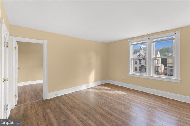 919 CARTERET AVE, Trenton, NJ 08618