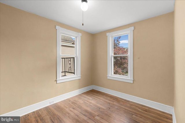 919 CARTERET AVE, Trenton, NJ 08618