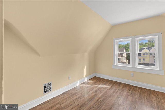 919 CARTERET AVE, Trenton, NJ 08618