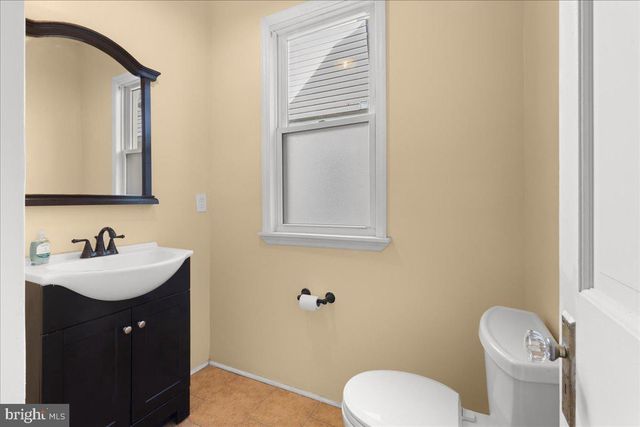 919 CARTERET AVE, Trenton, NJ 08618