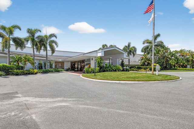 324 Orange Tree Drive 5, Atlantis, FL 33462