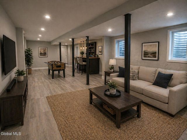 120 Krumkill Road, Albany, NY 12208