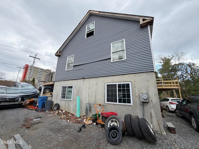120 Krumkill Road, Albany, NY 12208