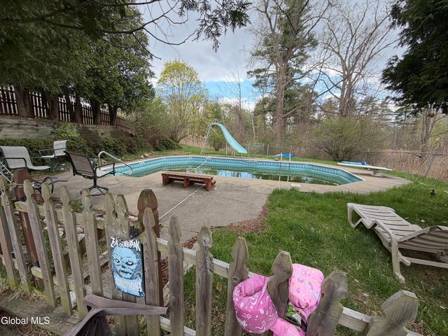 120 Krumkill Road, Albany, NY 12208