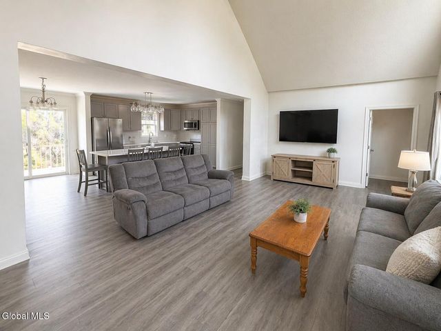 120 Krumkill Road, Albany, NY 12208