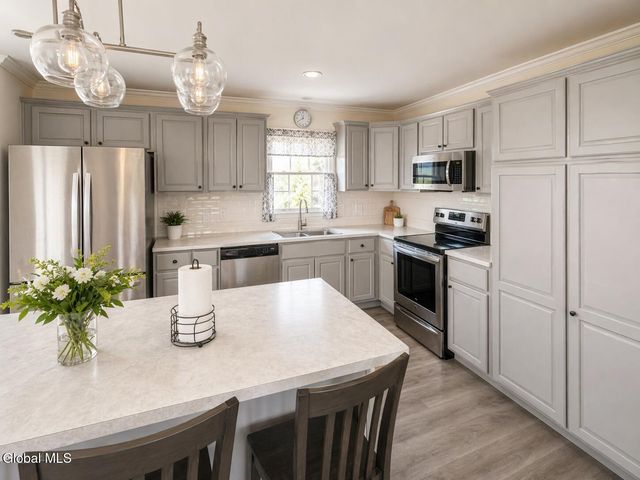 120 Krumkill Road, Albany, NY 12208