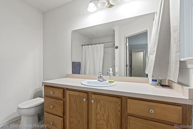 614 Napa Valley Drive 11, Milford Charter Township, MI 48381