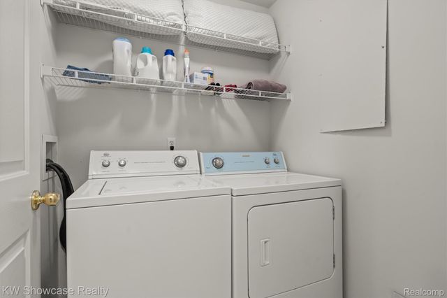 614 Napa Valley Drive 11, Milford Charter Township, MI 48381