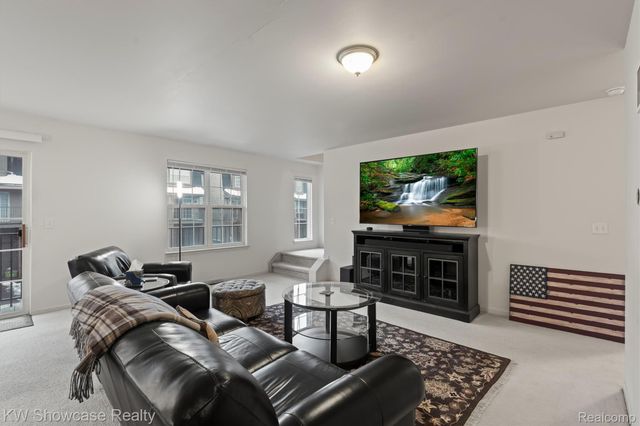 614 Napa Valley Drive 11, Milford Charter Township, MI 48381