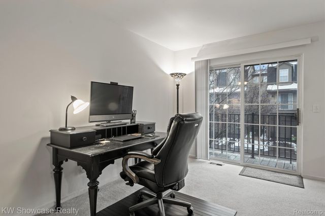 614 Napa Valley Drive 11, Milford Charter Township, MI 48381