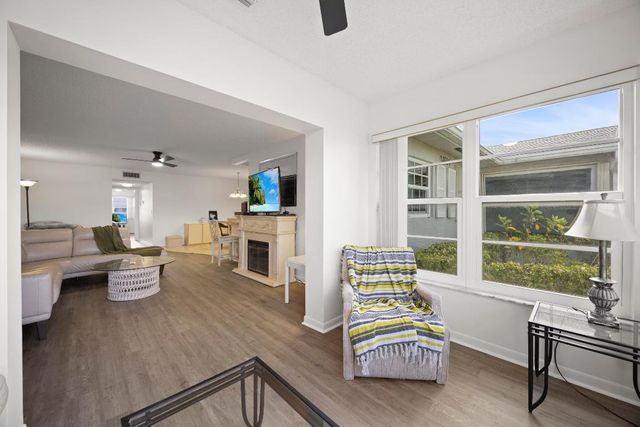 14604 Canalview Drive B, Delray Beach, FL 33484