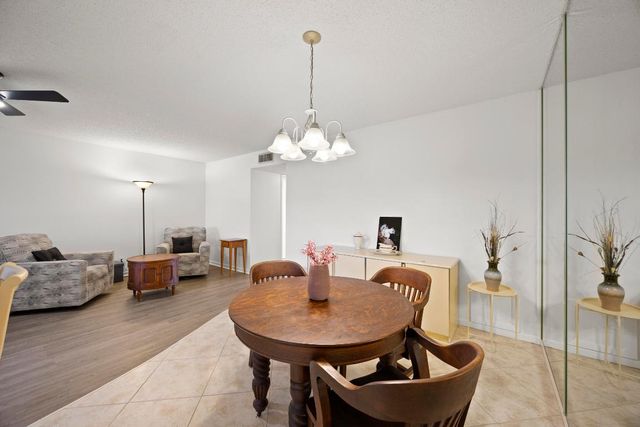 14604 Canalview Drive B, Delray Beach, FL 33484