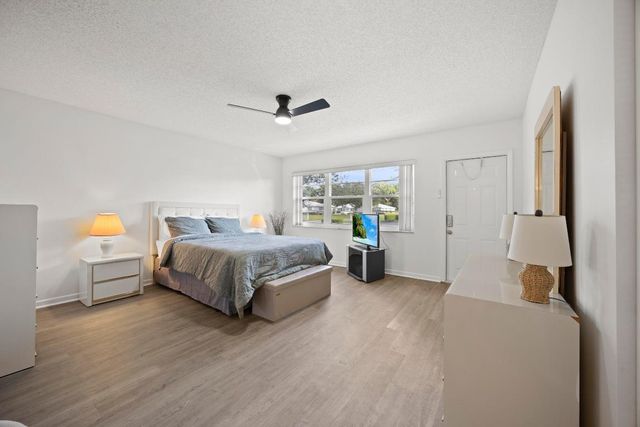 14604 Canalview Drive B, Delray Beach, FL 33484