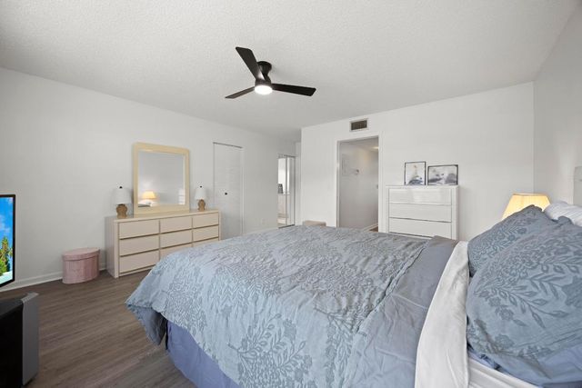 14604 Canalview Drive B, Delray Beach, FL 33484