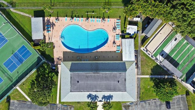 14604 Canalview Drive B, Delray Beach, FL 33484