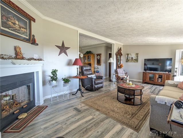 7776 Clifton Road, South Charleston, OH 45368