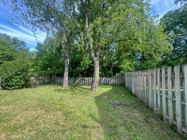 423 Pine Place Street Se, City Of Kentwood, MI 49548