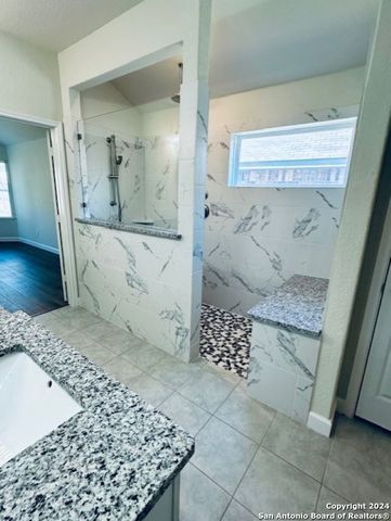 7639 COTTONWOOD RDG, Boerne, TX 78015