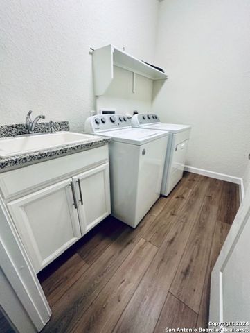 7639 COTTONWOOD RDG, Boerne, TX 78015