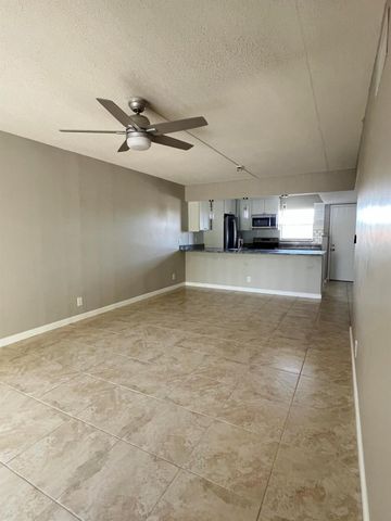 230 NE 26th Avenue 2070, Boynton Beach, FL 33435