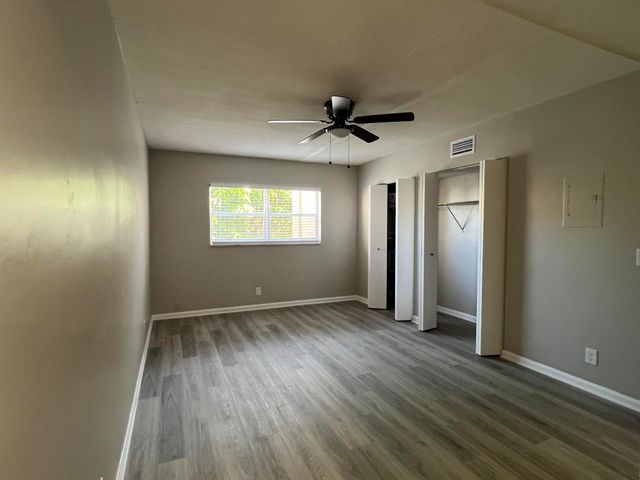 230 NE 26th Avenue 2070, Boynton Beach, FL 33435