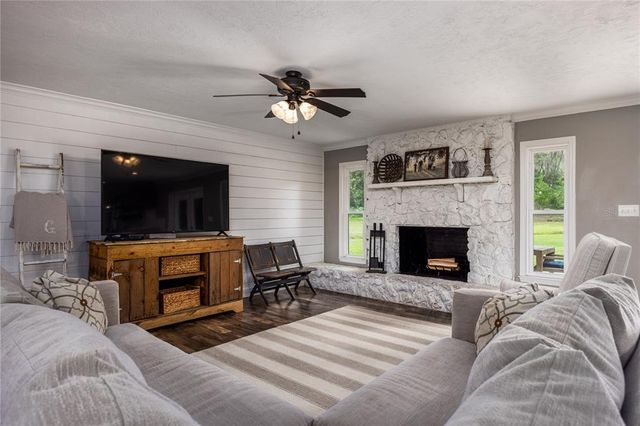 6207 NW COUNTY ROAD 235, Alachua, FL 32615