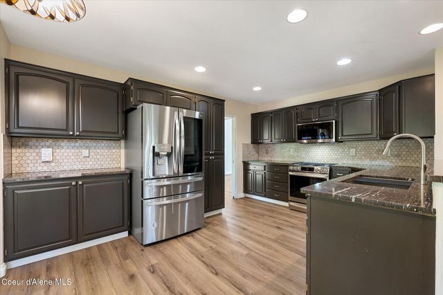 2842 N Stone Pines CT, Coeur D'alene, ID 83815