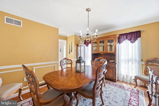 101 WHITE DOE DR, Lincoln University, PA 19352