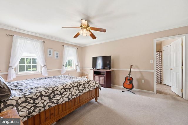 101 WHITE DOE DR, Lincoln University, PA 19352