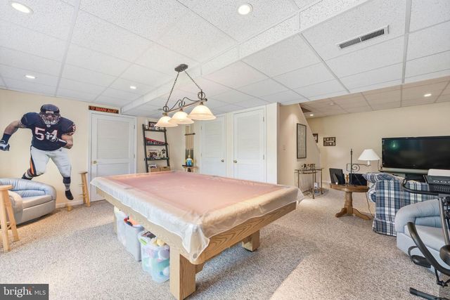 101 WHITE DOE DR, Lincoln University, PA 19352