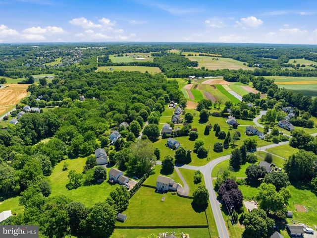 101 WHITE DOE DR, Lincoln University, PA 19352
