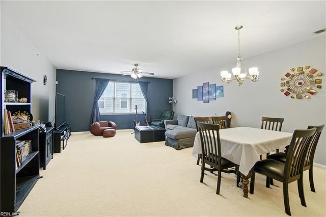 924 Southmoor Dr Unit 204, Virginia Beach, VA 23455