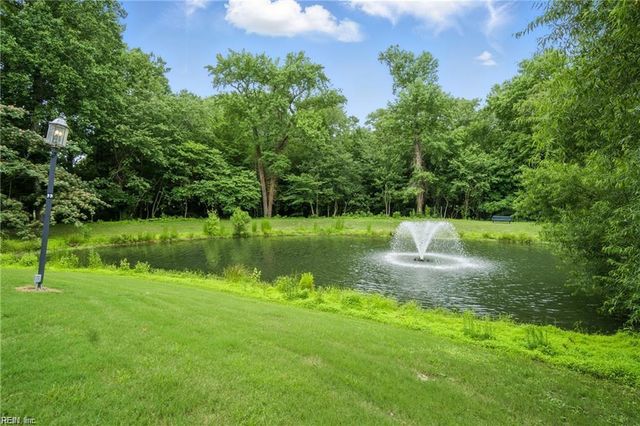 924 Southmoor Dr Unit 204, Virginia Beach, VA 23455