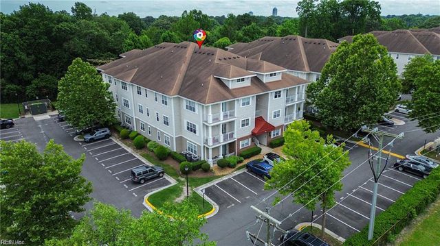924 Southmoor Dr Unit 204, Virginia Beach, VA 23455