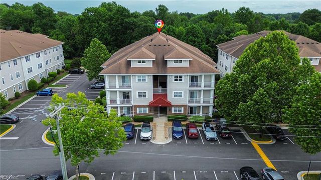 924 Southmoor Dr Unit 204, Virginia Beach, VA 23455