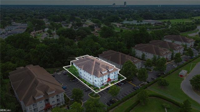 924 Southmoor Dr Unit 204, Virginia Beach, VA 23455
