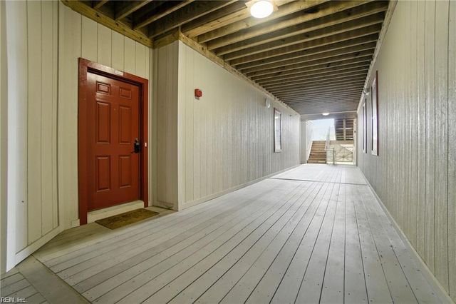 924 Southmoor Dr Unit 204, Virginia Beach, VA 23455