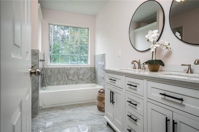 5473 Mayfair Crossing Drive, Lithonia, GA 30038