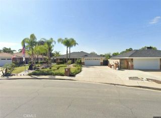 6005 Meadow Glen, Bakersfield, CA 93306