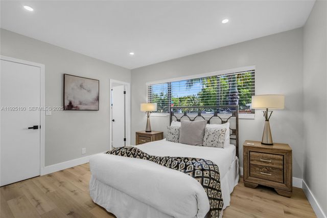 1204 NE 7th St, Pompano Beach, FL 33060