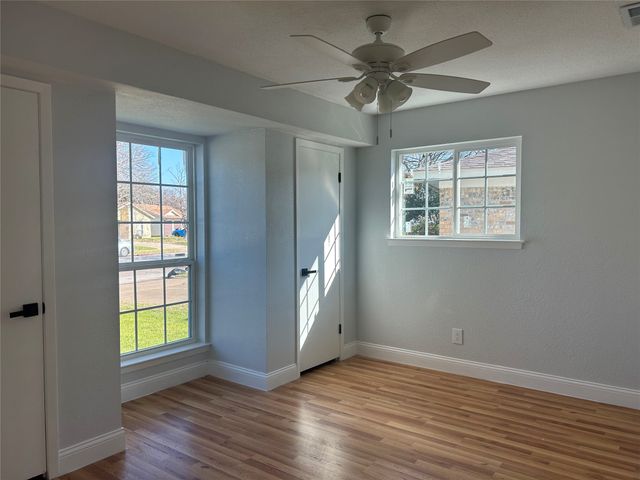 709 Fouts Drive, Irving, TX 75061