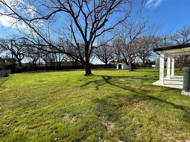 709 Fouts Drive, Irving, TX 75061